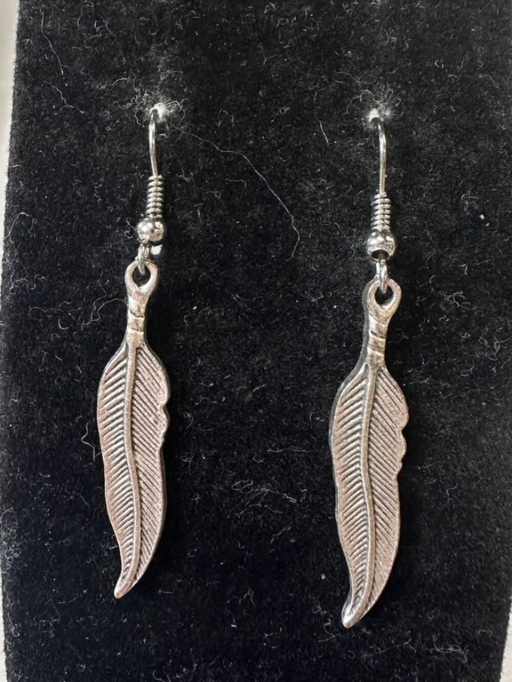G Accessories Silver Tone Feather Dangle Earrings
